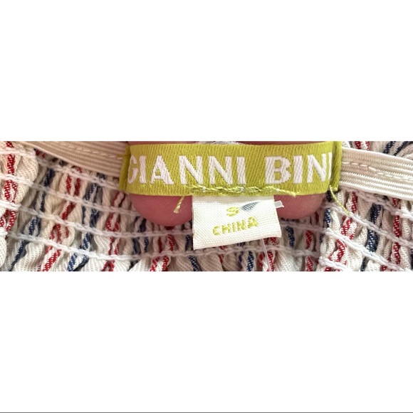 NWT Gianni Bini Magda off the shoulder top small - Picture 7 of 10